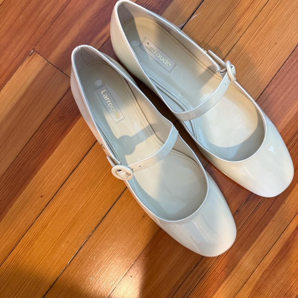 Laroude cream Mary Jane Shoes. brand new - Picture 2 of 9